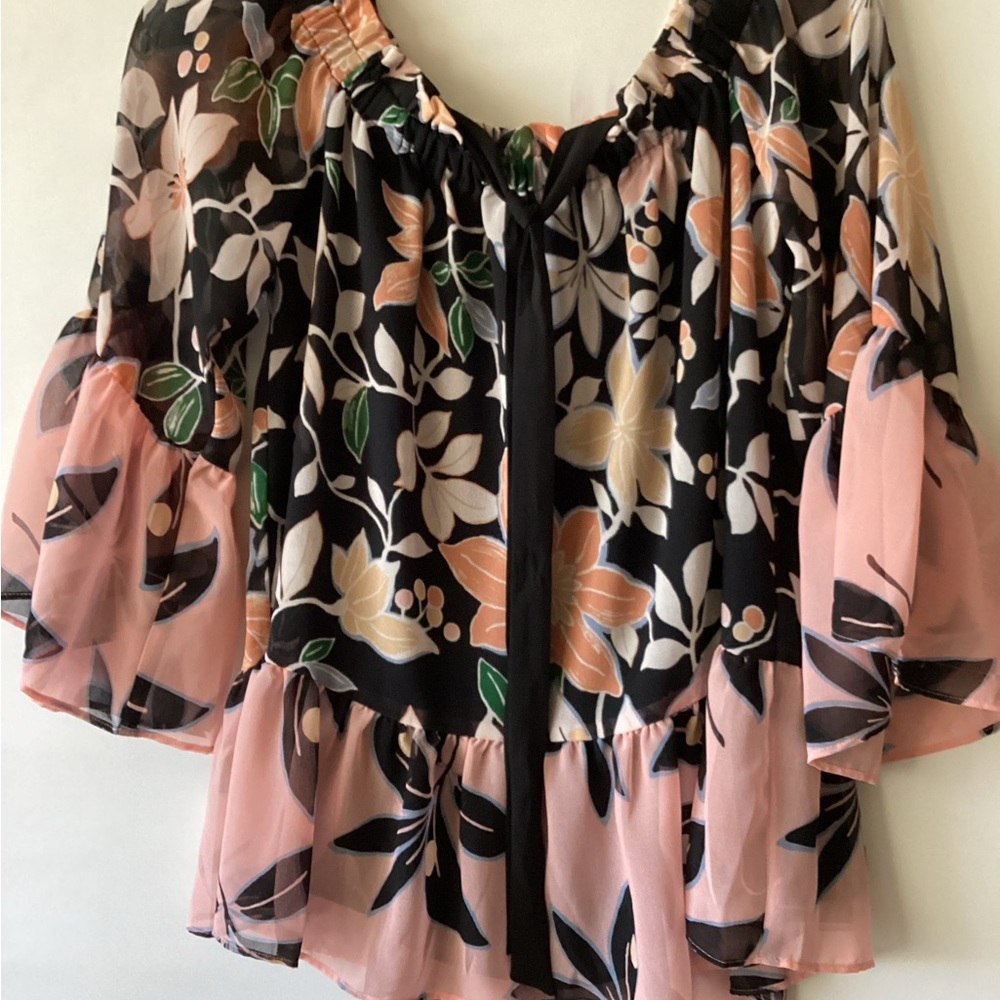 Loft floral  Chiffon off the shoulder Blouse - Black and Pink